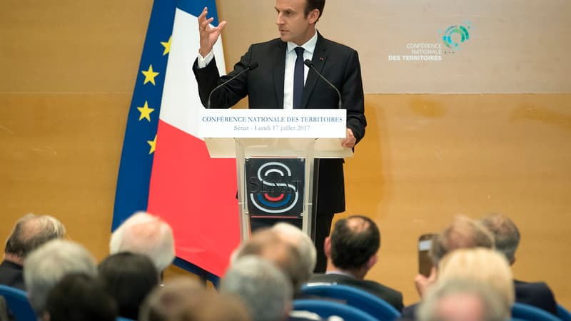 Emmanuel Macron s'est dit favorable à recentraliser le financement du RSA par l'État