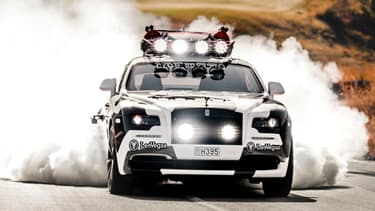 Une Rolls-Royce Wraith TRES modifiée