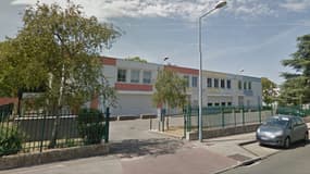 Le drame s'est déroulé dans l'enceinte de l'école primaire Anatole-France à Vénissieux.