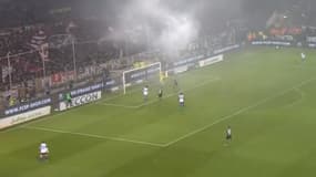 Le but contre son camp du gardien de but d’Hambourg Daniel Heuer Fernandes 