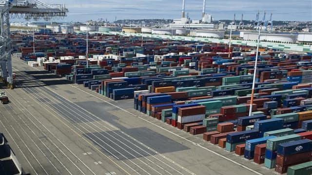 Le gouvernement présentera fin septembre un plan d'action pour renforcer la compétitivité des entreprises françaises à l'exportation dans le but d'atteindre l'objectif de résorber sur cinq ans le déficit commercial de la France hors énergie. /Photo d'arch