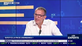 Les Experts : Emmanuel Macron annonce "la fin de l'abondance" - 25/08