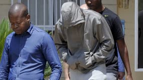 L'athlète paralympique sud-africain Oscar Pistorius a été arrêté le 14 février pour le meurtre de sa petite amie.