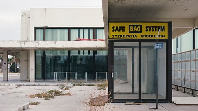 L'ancien aéroport athénien d'Hellinikon était à l'abandon faute d'investissement public. L'ex-gouvernement grec a ainsi décidé de le privatiser en 2014.