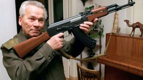 Mikhaïl Kalachnikov, le Russe qui a inventé et donné son nom au fusil d'assaut AK-47