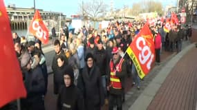 Une partie du cortège de la manifestation contre la réforme des retraites à Boulogne-sur-Mer (Pas-de-Calais) le mardi 31 janvier.