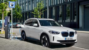 La version 100% électrique du BMW X3.