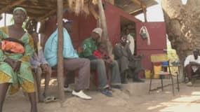 Des habitants de Tombouctou, le 24 janvier 2013.