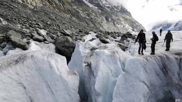 Trois alpinistes ont chuté dans une crevasse à 3.400 mètres d'altitude, en Savoie (PHOTO D'ILLUSTRATION)