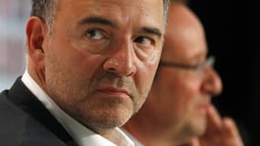 Le camp de Nicolas Sarkozy utilise des cabinets occultes pour mener des campagnes visant à discréditer François Hollande sur un plan personnel et avec des techniques "vulgaires", a estimé dimanche le directeur de campagne du candidat socialiste, Pierre Mo