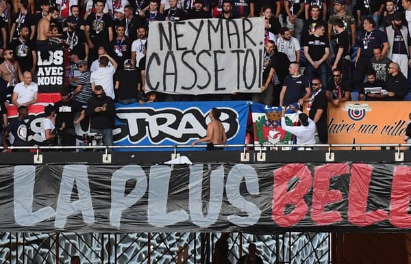 Les Ultras du PSG n'ont pas caché leur dégoût de Neymar et de son attitude