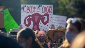 Manifestation pour le droit à l'avortement devant le Capitole de l'Etat du Texas à Austin, le 2 octobre 2021