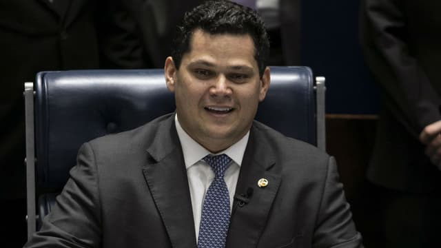 Davi Alcolumbre élu président du Sénat au Brésil le 2 février 2019