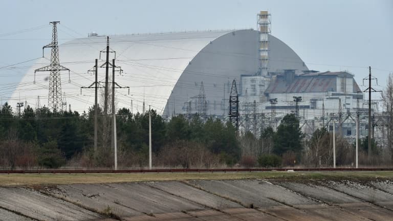 Le sarcophage du réacteur accidenté de la centrale de Tchernobyl, le 13 avril 2021

