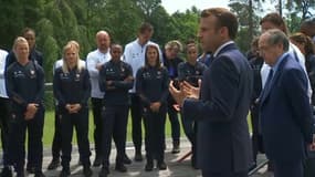 Emmanuel Macron aux Bleues: "C'est maintenant qu'il faut gagner"