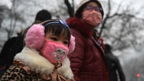 Une petite fille à Shijiazhuang, dans le nord de la Chine, le 21 décembre (photo d'illustration)