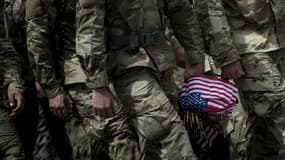 Des soldats américains lors d'une cérémonie en mai 2017 au cimetière national d'Arlington, en Virginie (photo d'illustration) 