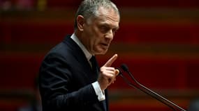 Le député LR Philippe Juvin s'exprime lors d'un débat à l'Assemblée nationale, à Paris, le 5 février 2025