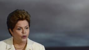 La président brésilienne a vu sa cote de popularité chuter de 27 points en un mois.