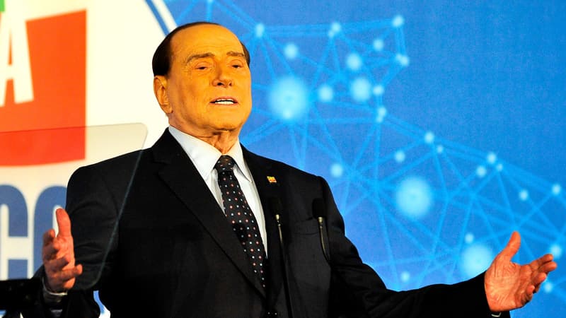 Italie: l'état de santé de Silvio Berlusconi s'améliore, les médecins affichent un 