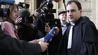 Yves Levano, avocat de Dieter Krombach, lors des audiences de mars. Le parquet a demandé une peine de 15 ans de réclusion criminelle à l'encontre du médecin allemand jugé à Paris pour le meutre d'une adolescente française en Bavière en 1982. /Photo prise