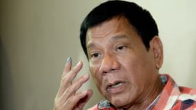Rodrigo Duterte s'adresse à des journalistes le 9 mai à Davao. 