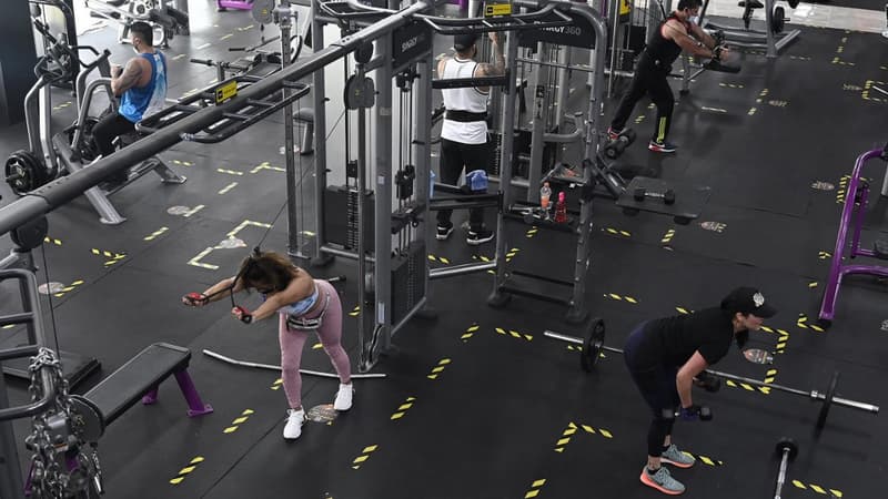 Vérifier les conditions générales avant de s'inscrire à une salle de sport permet d'éviter les arnaques.