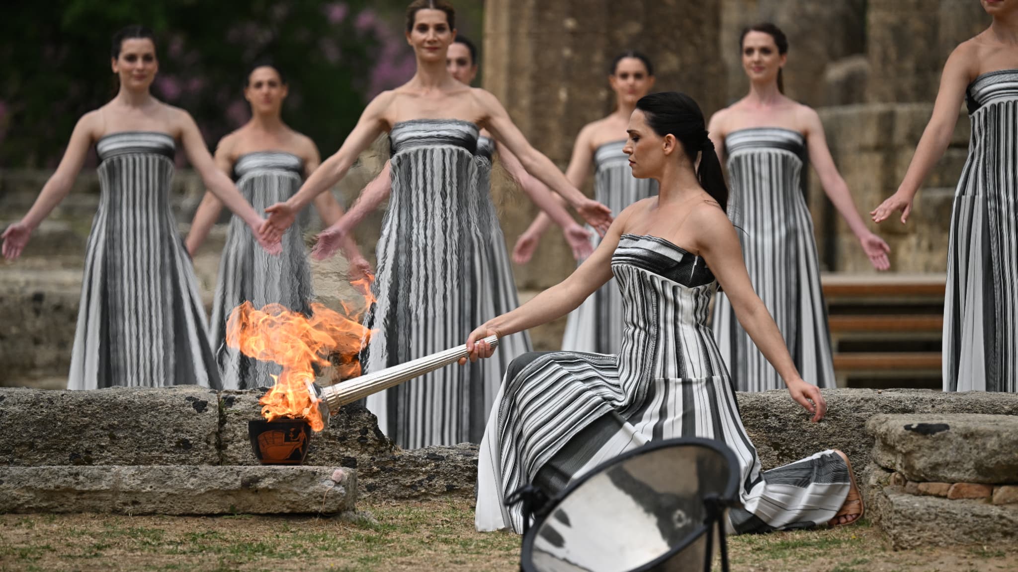 Cérémonie d'allumage de la flamme 2024, Grèce 