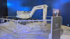L'entreprise japonaise Komatsu expose au CES 2025 un concept de pelleteuse conçue pour fonctionnet sur la Lune.