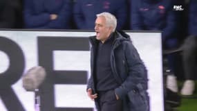 Tottenham : Mourinho, du rire à une colère noire
