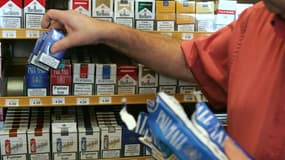 Depuis le début de l'année, c'est l'équivalent de près de 10 millions de paquets de cigarettes qui ont été sortis des circuits clandestins, précise Bercy