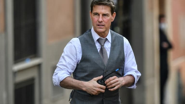 Tom Cruise lors du tournage du 7è opus de Mission Impossible "Mission Impossible : Lybra", à Rome le 6 octobre 2020