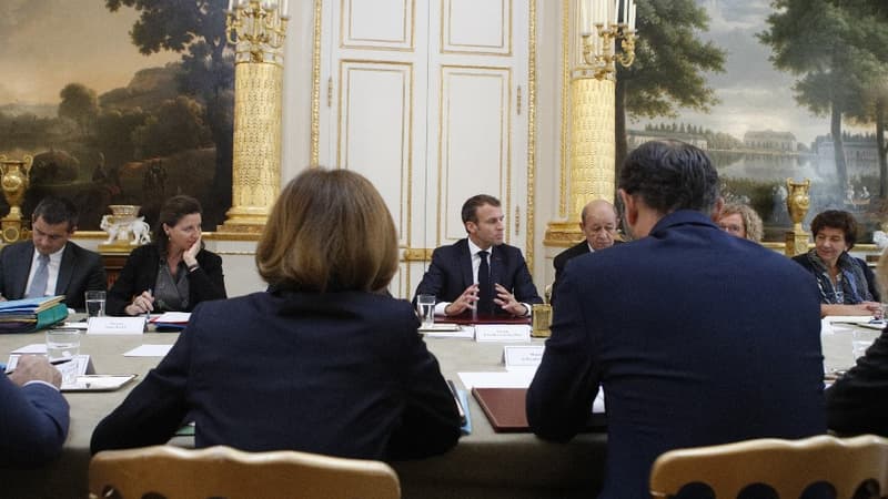 Présidentielle: avec qui pourrait gouverner Emmanuel Macron s'il était réélu?