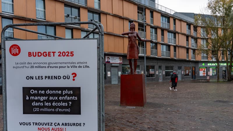 Campagne d'affichage contre la coupe budgétaire imposée à la ville de Lille