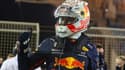 Le pilote néerlandais de l'écurie Red Bull, Max Verstappen, célèbre sa pole position obtenue, le 27 mars 2021 sur le circuit international de Sakhir, à la veille du Grand Prix de Bahreîn de Formule 1.