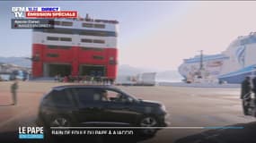 Corse: une haie d'honneur des marins pour le pape François 
