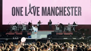 Miley Cyrus sur scène pendant le concert de charité à Manchester, le 4 juin 2017