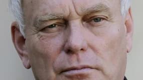 Jean-Marc Ayrault s'est attiré mercredi les foudres de l'opposition en anticipant l'annulation par le Conseil constitutionnel de la loi sur le logement social, provoquant un nouveau flottement dans la communication gouvernementale. /Photo prise le 22 octo