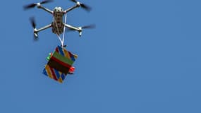 L'autorité américaine de l'aviation a accordé sa première autorisation de service de livraison par drones à Google.