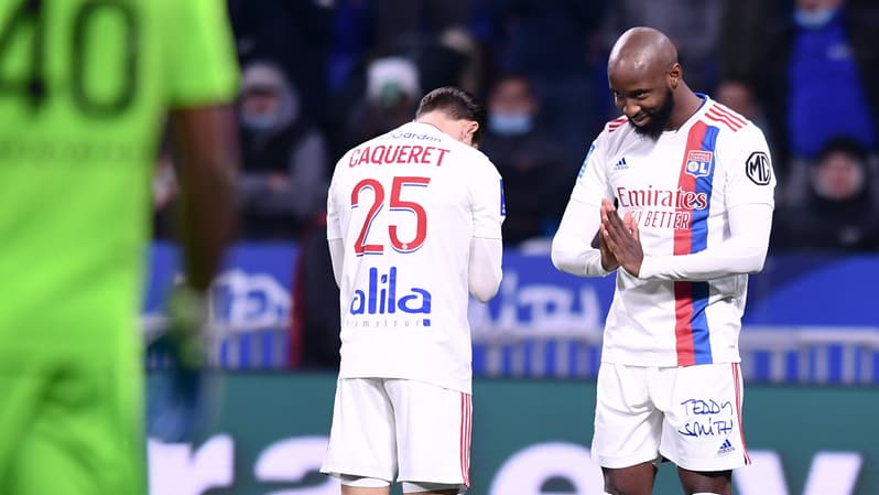 Dembélé et Caqueret célèbrent lors de Lyon-NIce, le 12 février 2022