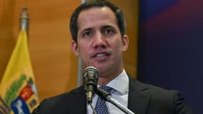 Le chef de l'opposition vénézuélienne Juan Guaido lors d'une conférence de presse, le 16 septembre 2022 à Caracas