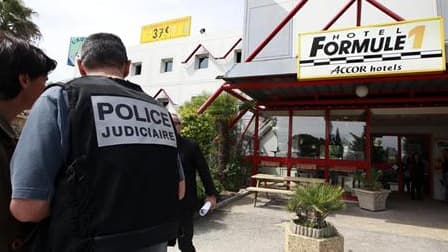 Investigation policière à Roquebrune-sur-Argens, dans le sud de France. Des spéléologues engagés par la police judiciaire dans le cadre des recherches de Xavier Dupont de Ligonnès ont fouillé jeudi en vain plusieurs cavités de la région de Roquebrune-sur-