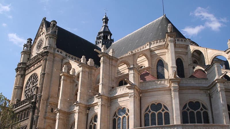 Les pompiers ont dû déloger l'individu installé sur le clocher de l'église saint-Eustache à Paris (photo d'illustration).