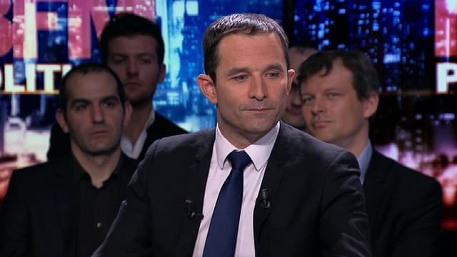 Benoît Hamon sur le plateau de BFMTV, dimanche 12 avril.