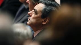 François Fillon, dont l'image s'est fissurée lors du conflit pour la présidence de l'UMP, orchestre son retour politique afin de restaurer son crédit auprès des électeurs de droite et préparer la primaire d'investiture présidentielle de 2016. /Photo d'arc