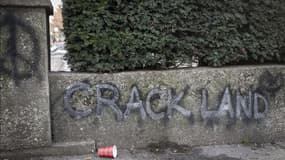 Un tag sur un mur près du quartier Rosa Parks à Paris