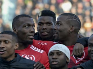 Paul Pogba le 29 décembre 2019 avec ses frères Florentin Pogba et Mathias à Tours, France