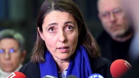Sophie Binet, secrétaire générale de la CGT, lors d'un point de presse à l'issue d'une réunion à Bercy avec le ministre de l'Économie et des Finances, Éric Lombard, le 10 janvier 2025.