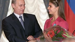 Vladimir Poutine et Alina Kabaeva en 2001 