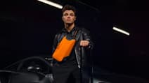 La collection de voyage McLaren et TUMI avec le pilote Lando Norris
